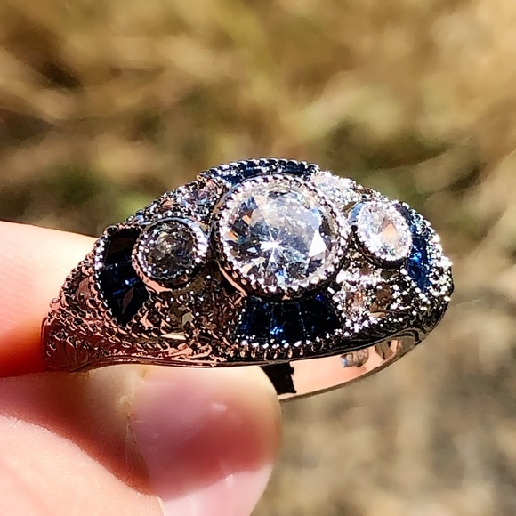 925 Sterling Art Deco Blue and White Sapphire Ring - Picture 16 of 16